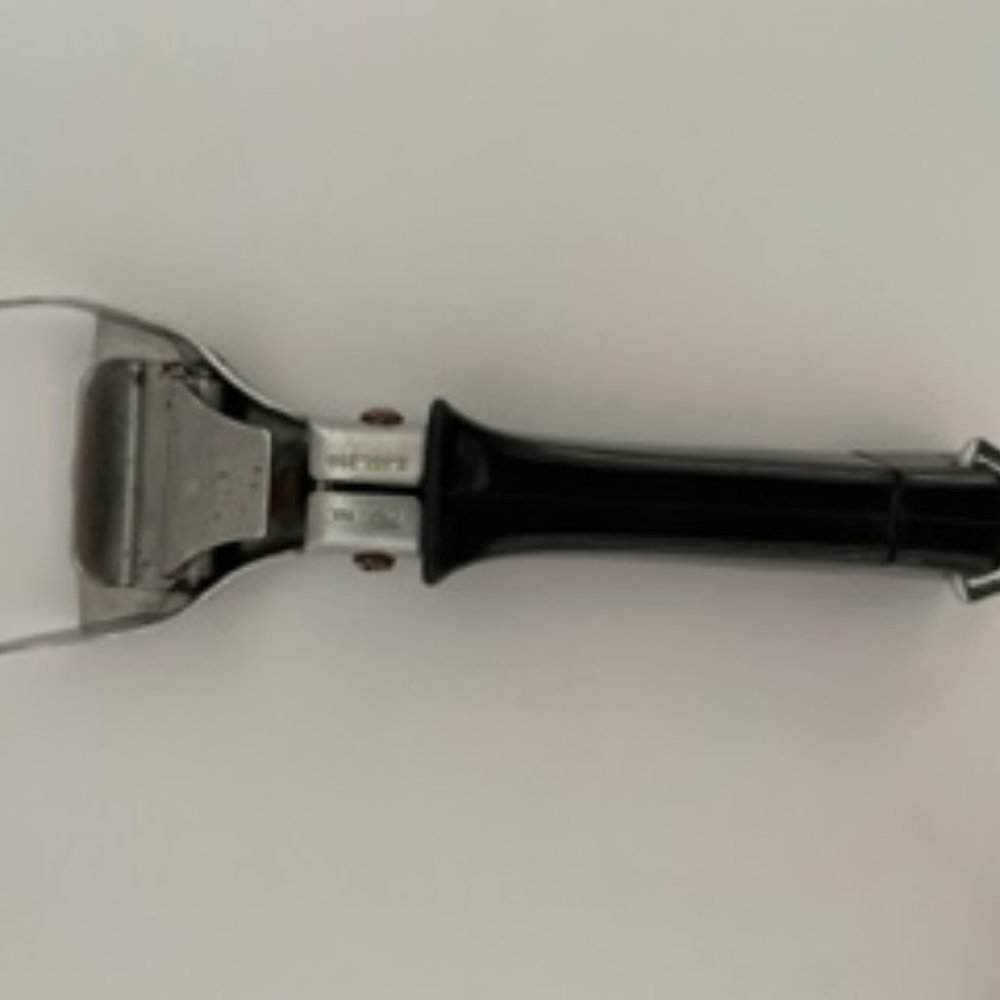 Corning Ware casserole dish detachable handle 7 1/2"